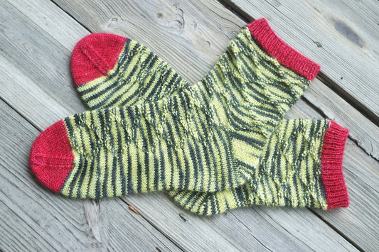 Pattern PDF: X's Socks